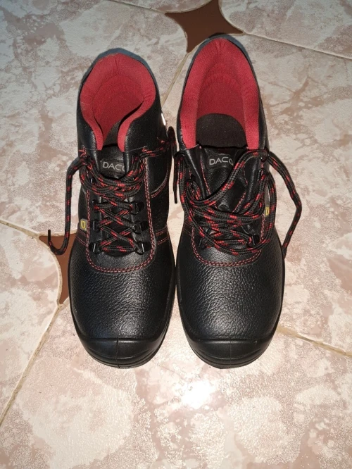 Chaussure de sécurité daco neuf 