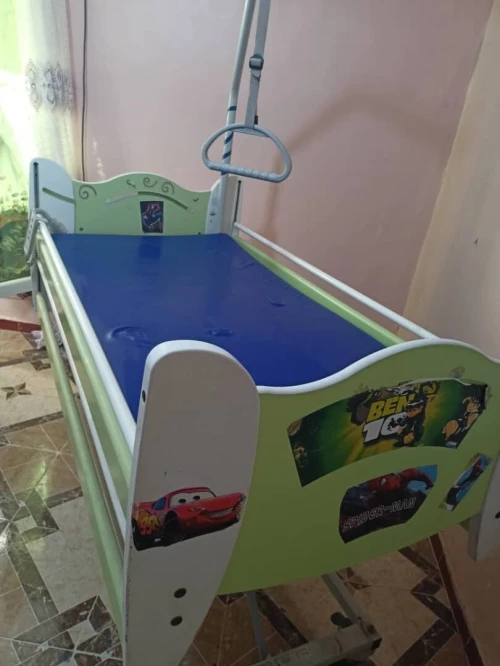 Lit médical pour enfants 