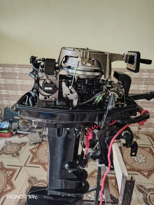 Barque 4.80 + moteur mercury