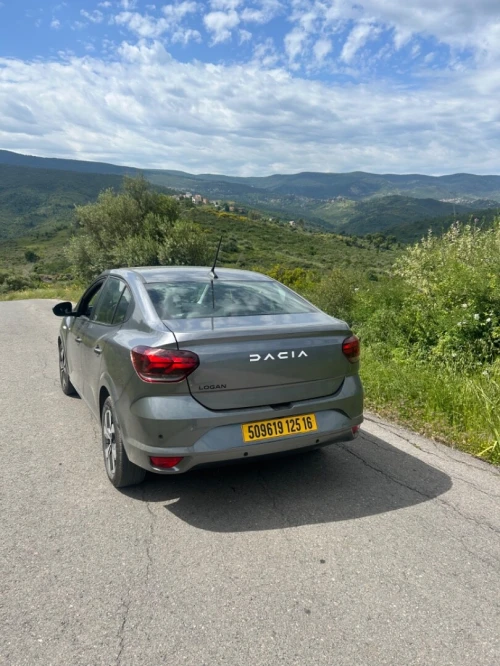 Dacia Logan 2025 Extrême