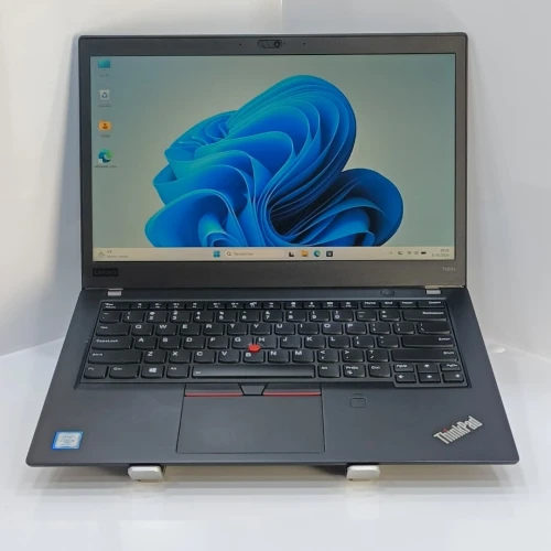 Lenovo ThinkPad T480s Intel i5-8350 (8 ème)/ Ram 8g / SSD 256g / écran 14 FHD/ UHD Graphics620