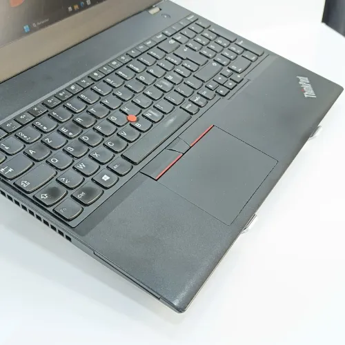 Lenovo ThinkPad T580 / i7-8éme /ram 16g /SSD 256g /écran 15.6" FHD