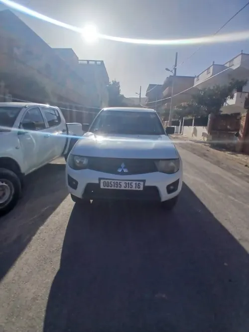 Mitsubishi L200 2015 Doube cabine Evolution