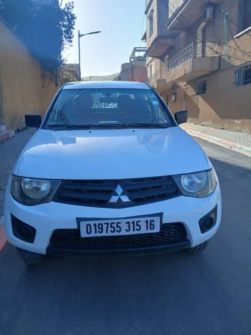 Mitsubishi L200 2015 Doube cabine Evolution