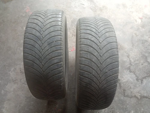 2 pneus 205/60/16