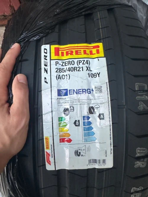 Pneu PIRELLI VENU DE FRANCE POUR SUV ET 4/4 SPORT