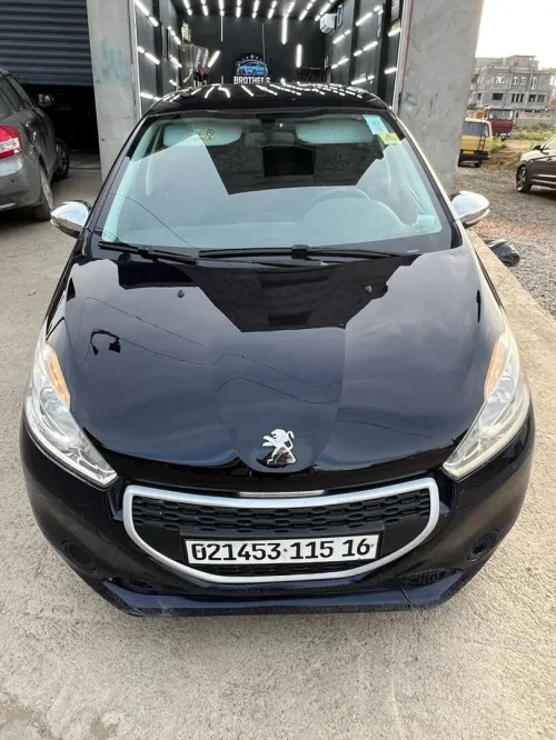 Peugeot 208 2015 208