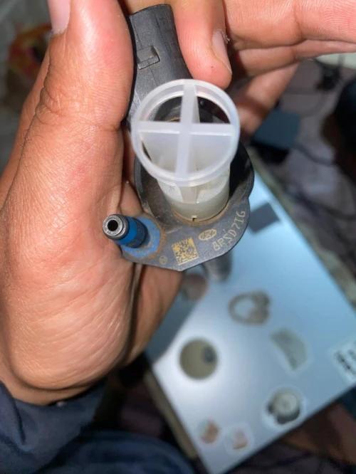 Injecteurs CRDI 2.2 Mano HP Bosch original