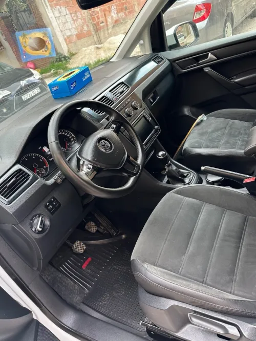 Volkswagen Caddy 2018 Highline