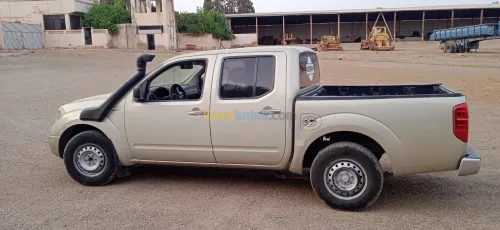 Nissan Navara 2015 