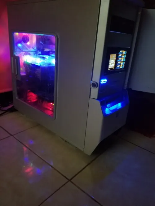 à cause de maladie. vend unité gaming retouche photo