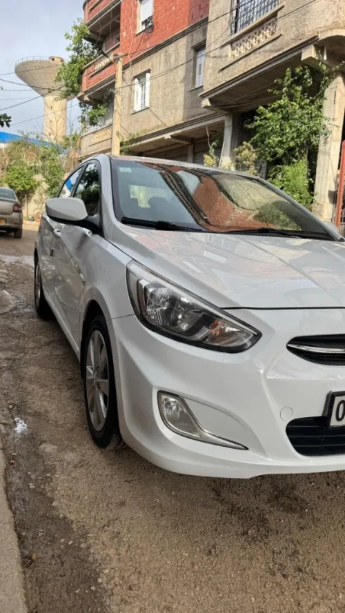 Hyundai Accent RB  4 portes 2017 GL+