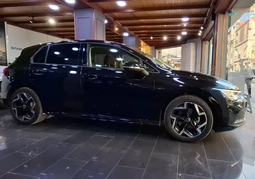 Volkswagen Golf 8 2024 MOVE