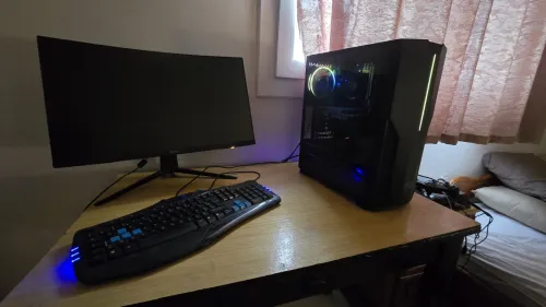 PC GAMER Ecran Incurve