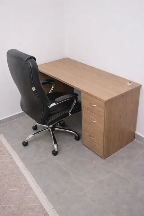 Bureau avec caisson et chaise