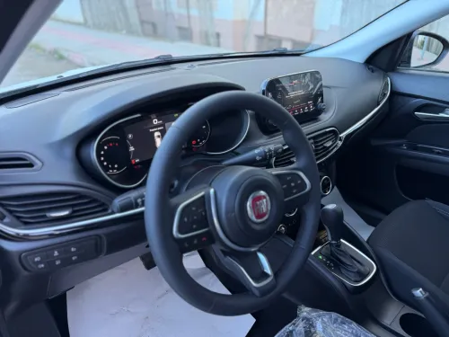 Fiat Tipo Hb 2025 Life