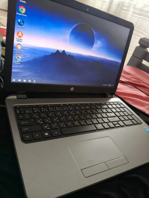 HP LAPTOP