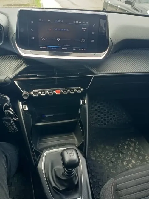 Peugeot 2008 2021 Active