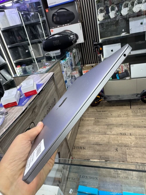 MacBook Pro M2 13" 8G 256G mdm 