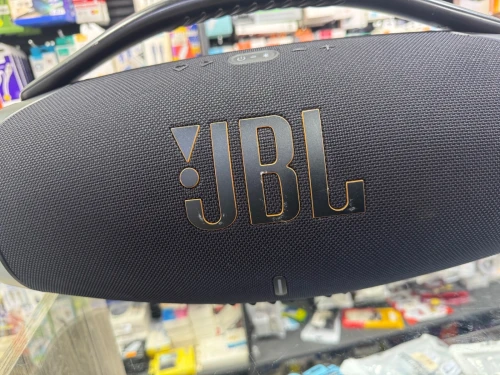 JBL boombox 3