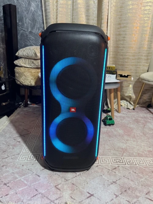 JBL partybox 710 etat 10/10 avec emballage