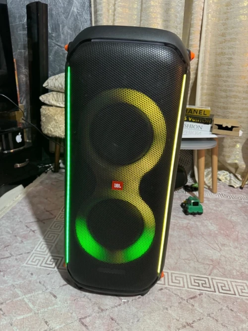 JBL partybox 710 etat 10/10 avec emballage