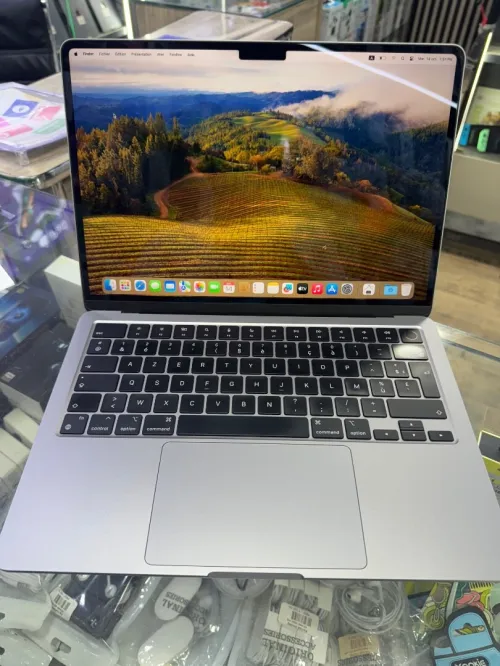 MacBook Air M2 8G 256G mdm batterie 100%