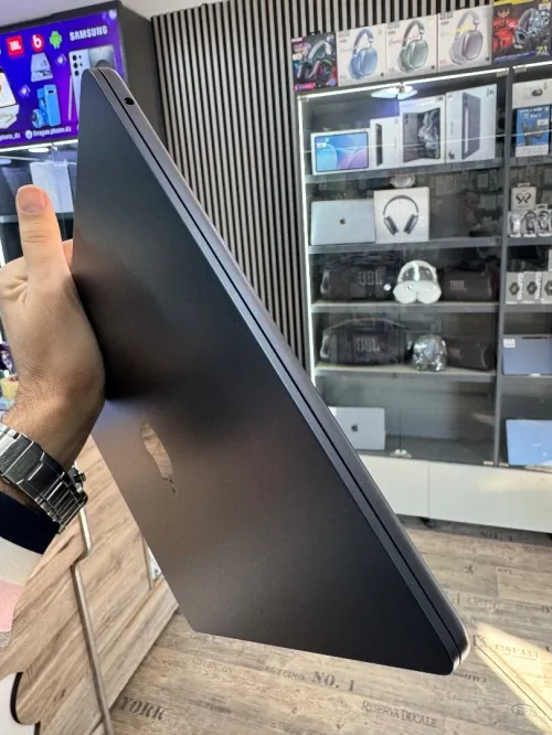 MacBook Air M2 2023 15" 8G 256G