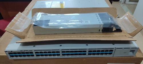 SWITCHES CISCO 9300X Professionnelle