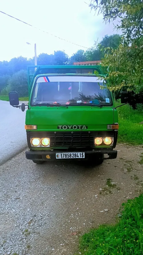 Toyota Bu 30 1984