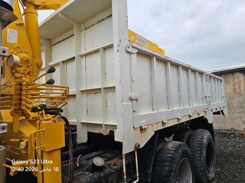 CAMION HINO 6X4 GRUE 1989