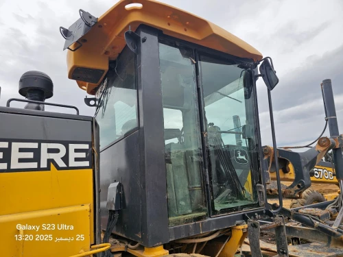 JOHNDEERE 670D NIVELEUSE 2009