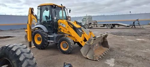 RETOUR CHARGEUR JCB 3CX 2019