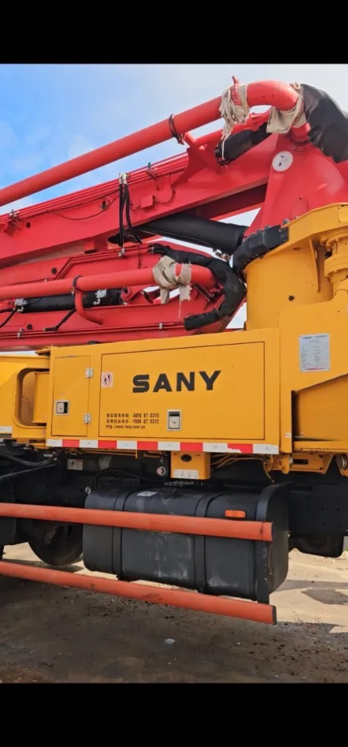 CAMION MERCEDES ACTROS 3341 POMPE A BETON  SANY 