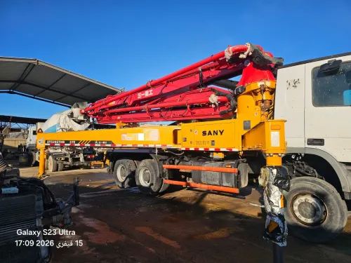 CAMION MERCEDES ACTROS 3341 POMPE A BETON 2013
