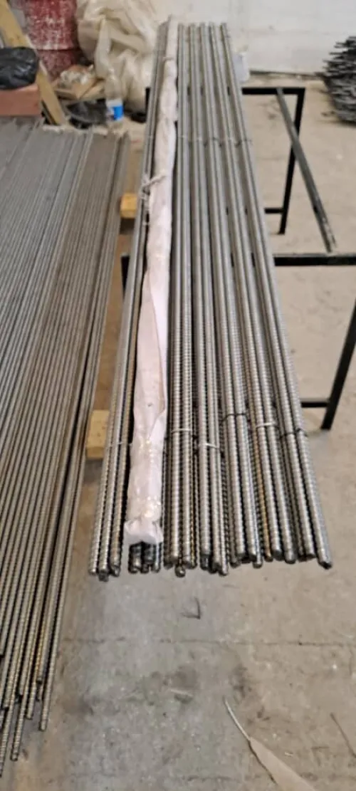 Tiges de Serrage de Coffrage Robustes et Fiables ! 6m brute (Tige de Coffrage).