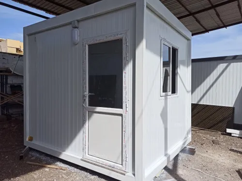 Location et Fabrication de Cabine Modulaire & Base De Vie & Guerites & Postes De Garde.