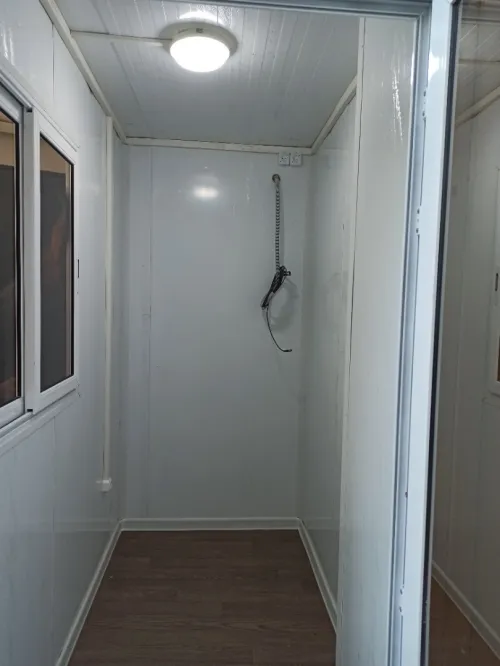 Location et Fabrication de Cabine Modulaire & Base De Vie & Guerites & Postes De Garde.
