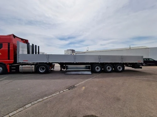 CHERCHE DES TRANSPORTEURS AVEC CAMION : SEMI REMORQUE 20T