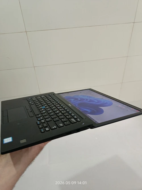 Dell latitude 7490