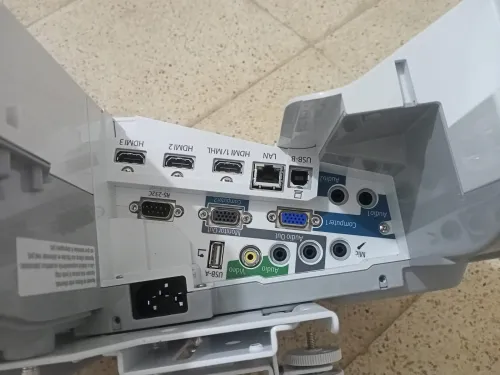 Epson eb 685w
