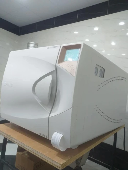 À vendre : Autoclave stérilisateur à vapeur Sigma Class B - Vide pulsé - Écran LCD - Grande capacité - Norme EN13060 - CE