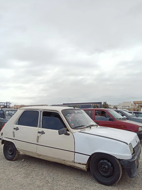 Renault 5 1982 5