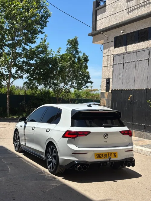 Volkswagen Golf8 2021 R line