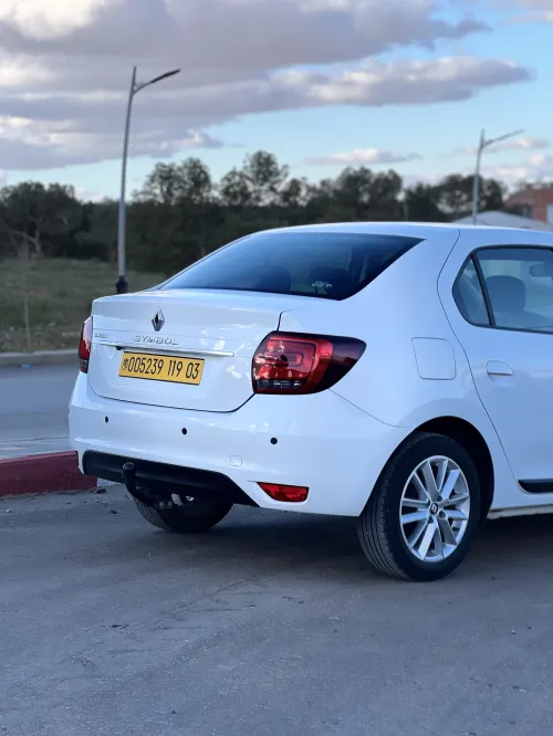 Renault Symbol 2019 Whaite édition