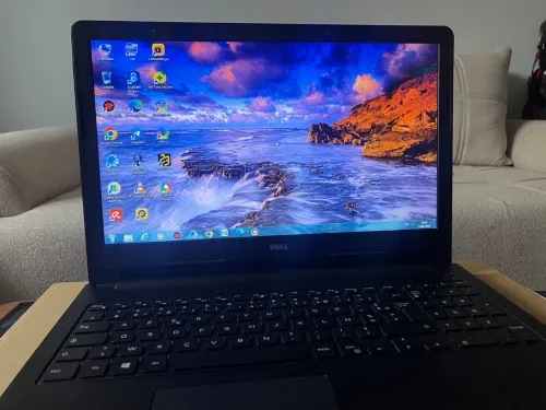 Dell Inspiron 15 (État Neuf 10/10) - Full Pack avec Boîte et son chargeur original