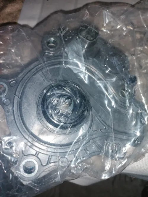Pompe a eau toyota