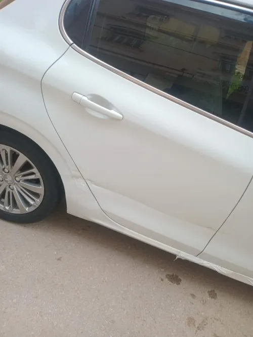 Peugeot 208 2016 Allure Facelift