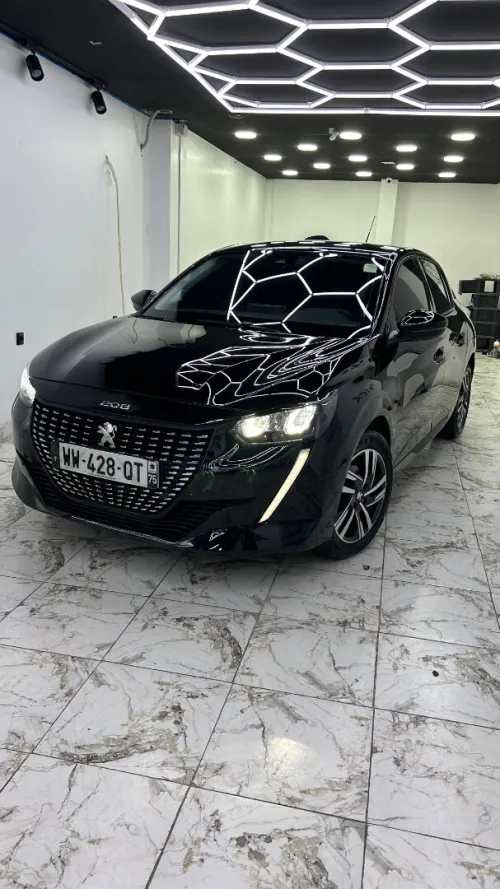 Peugeot 208 2023 Allure Pack