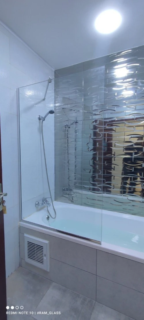 Cabine de douches italien sur mesure  rampe escalier inox 